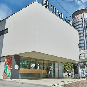 First Nishi Umeda Hôtel capsule Ōsaka